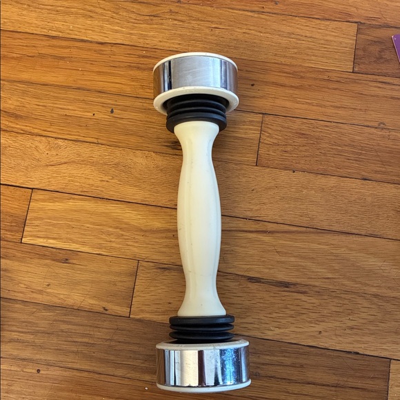 Shake Weight Dumbbell with DVD - Picture 4 of 5